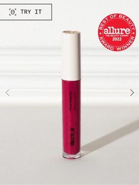 Petal Matte Liquid Lipstick
PETAL BOUCHE